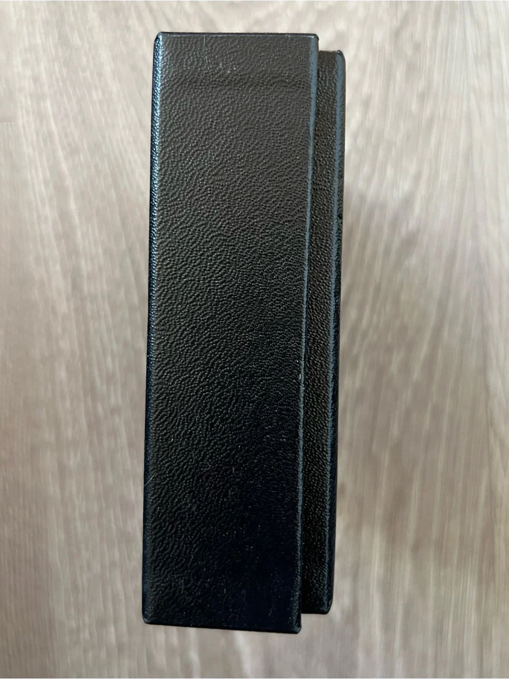 Chanel Box (BB326)